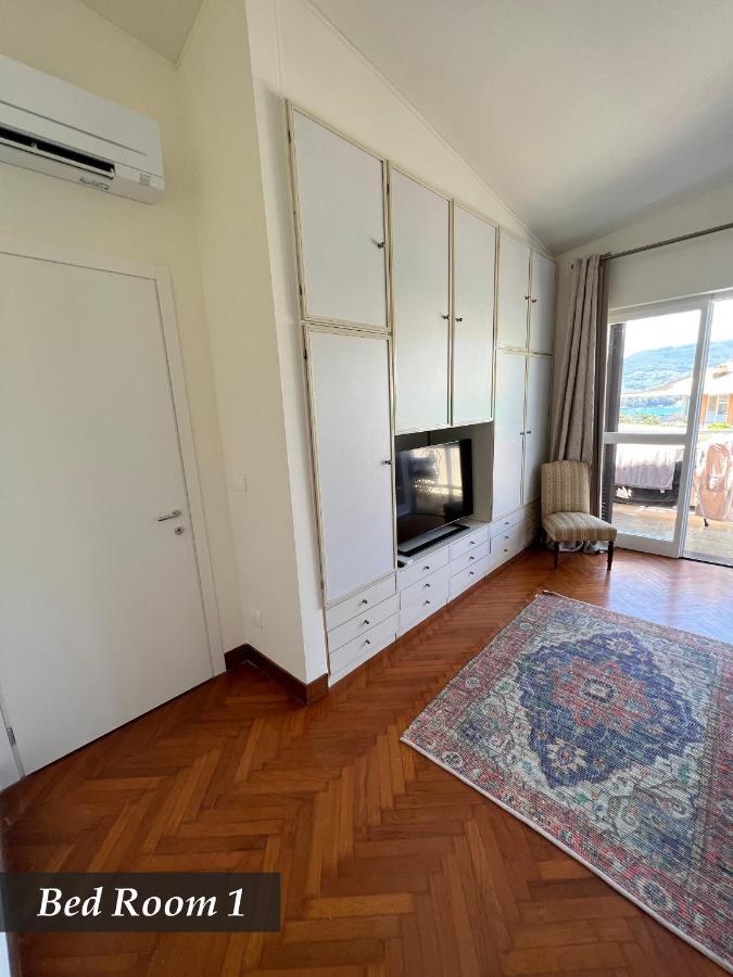 Nautilus Vista Mare Mozzafiato A 180 Gradi- Posto Auto Privato - 2 Camere Matrimoniali Piu 1 Divano Letto Singolo-Sky,Netflix-Wifi 200Mg Ραπάλο Εξωτερικό φωτογραφία